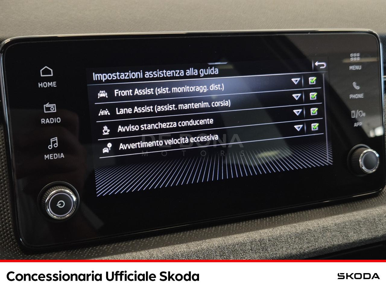 Skoda Kamiq 1.0 tsi black dots 95cv