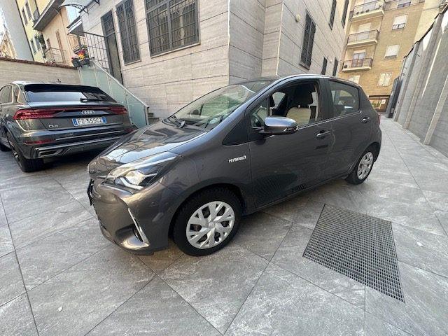 TOYOTA Yaris 1.5 Hybrid 5 porte Business AUTOCARRO