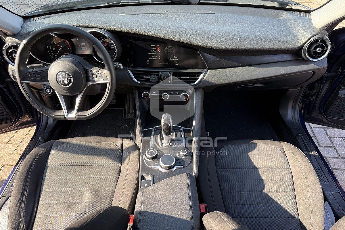 ALFA ROMEO Giulia 2.2 Turbodiesel 150 CV AT8 Business