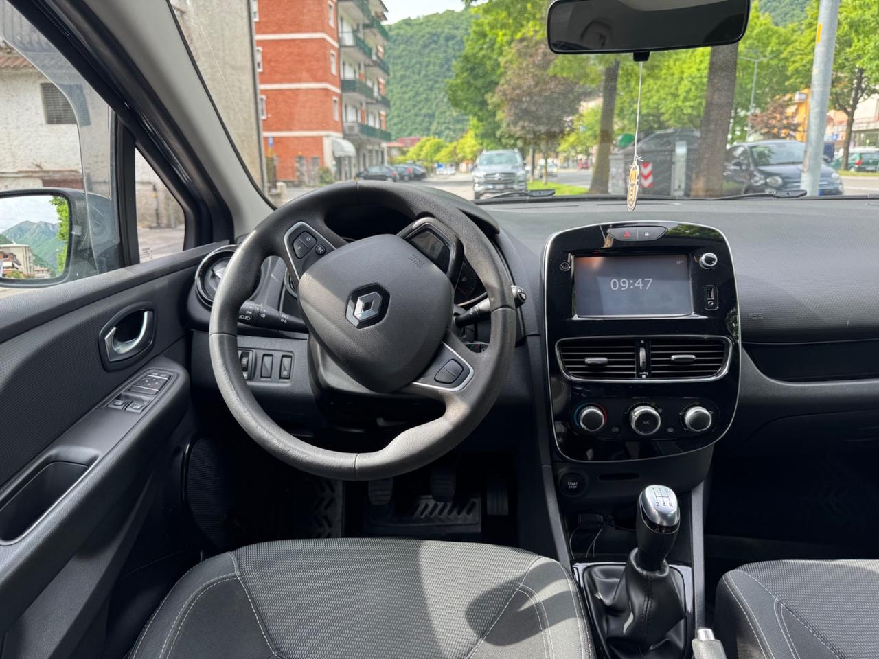 Renault Clio dCi 8V 75 CV Start&Stop 5 porte Energy Duel