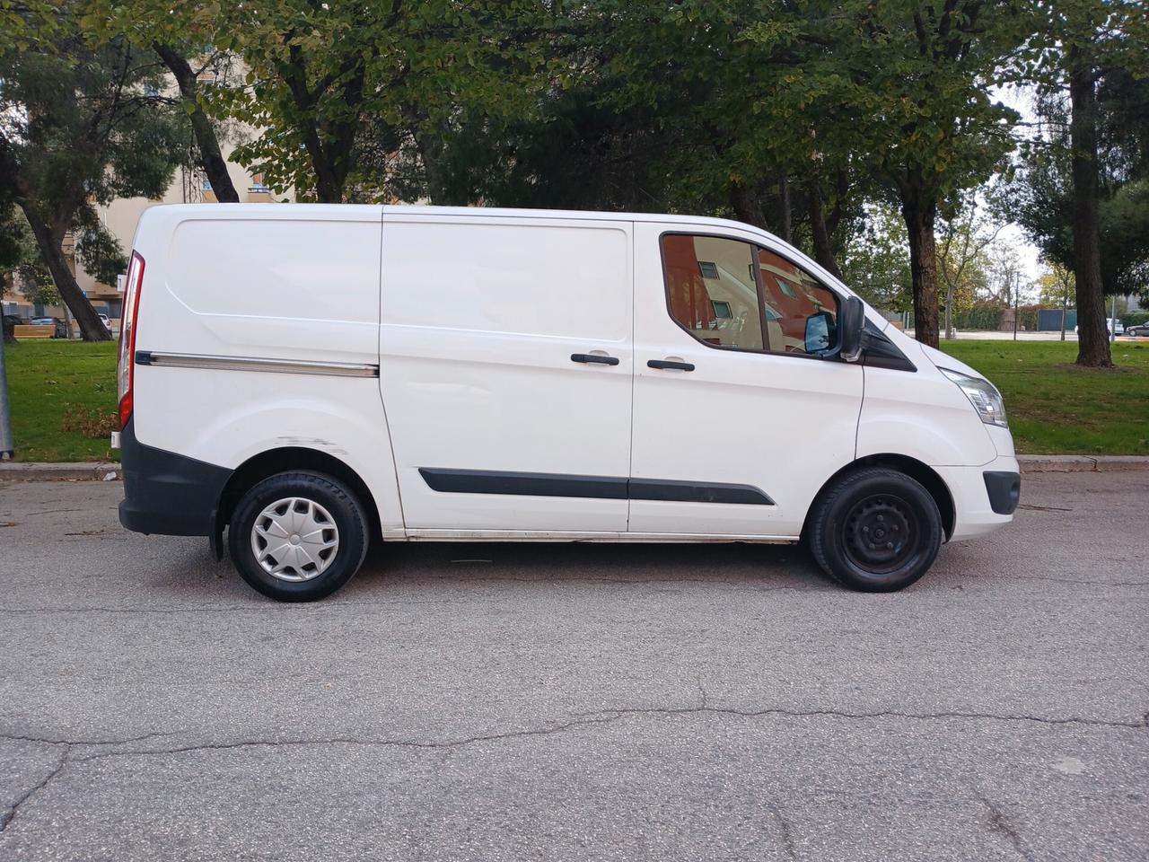 FORD CUSTOM 2.0 TDCI UNIPRO COIBENTATO
