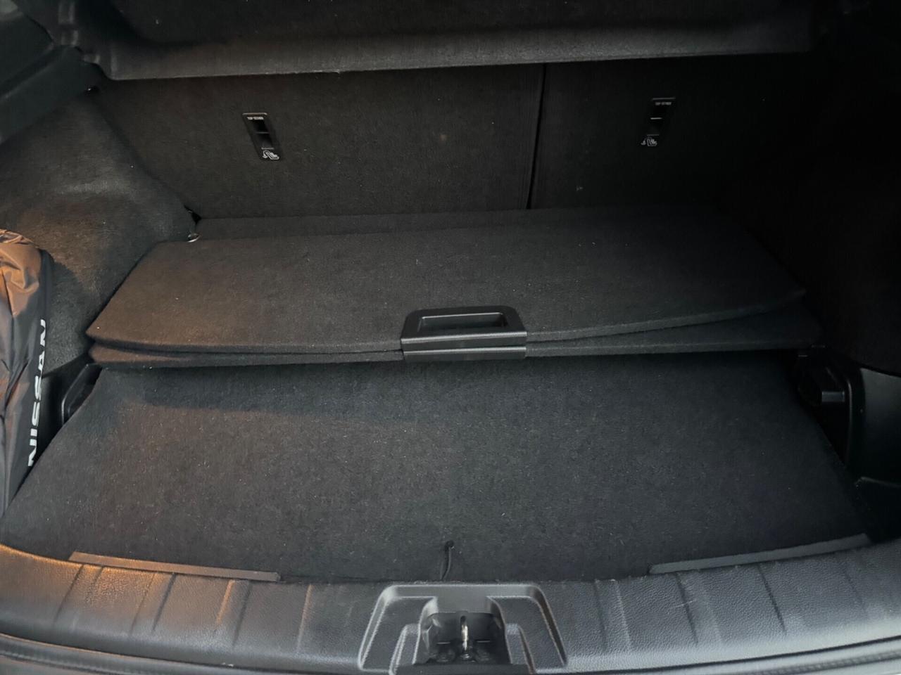 Nissan Qashqai 1.5 dCi N-Connecta tetto 360 metall