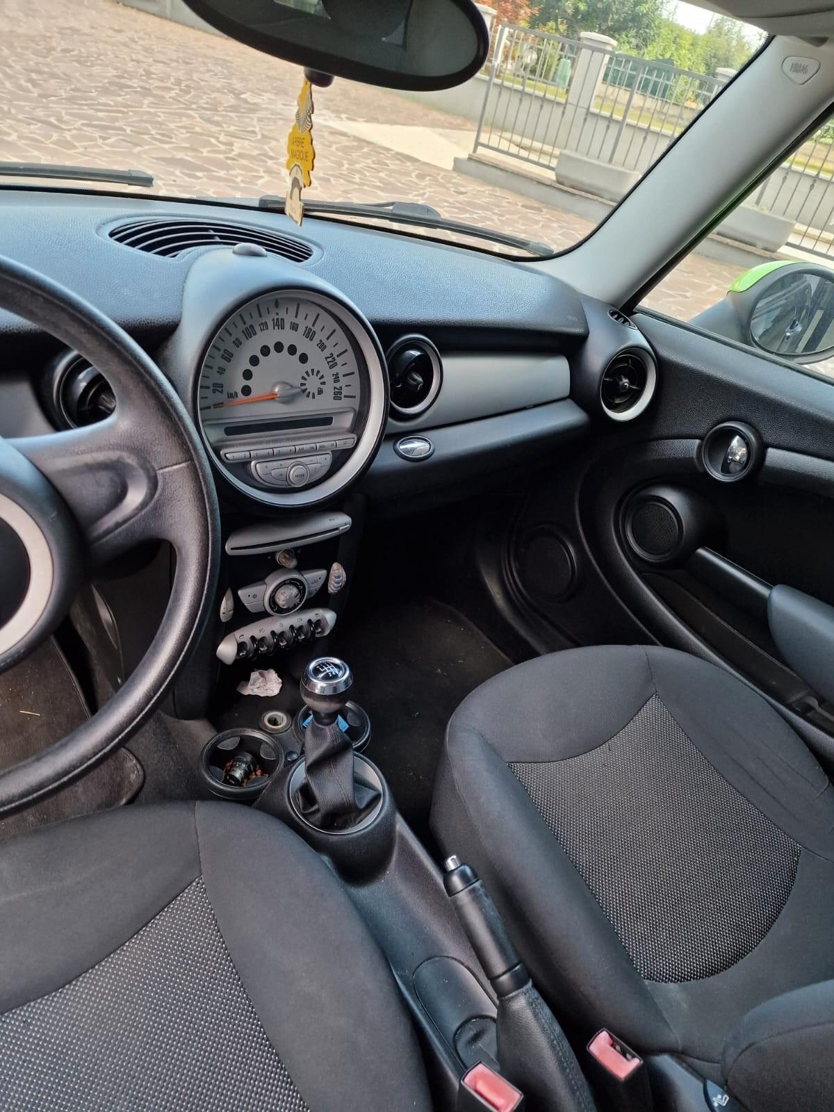 Mini 1.6 16V Cooper