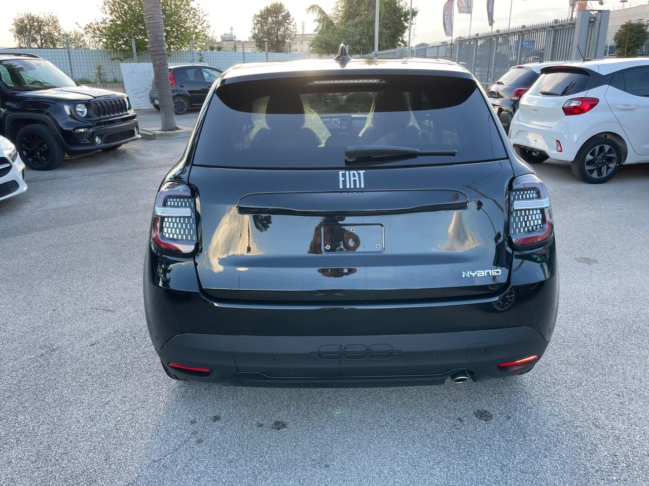 Fiat 600 Hybrid KM0 a*f*f*a*r*e