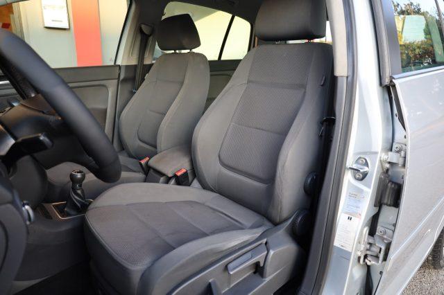 VOLKSWAGEN Golf Plus 1.6 16V FSI Sportline TAGLIANDATA REGOLARMENTE