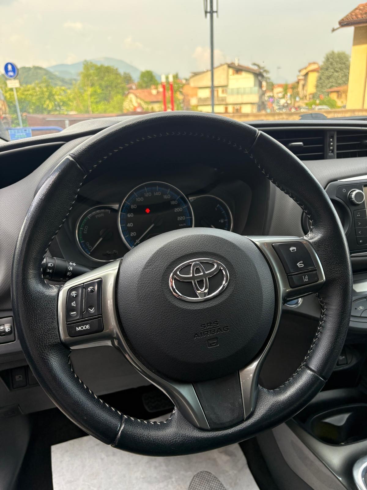 Toyota Yaris 1.5 Hybrid 5 porte Active