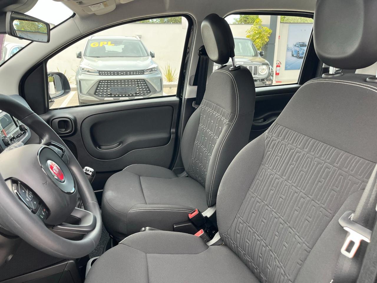 Fiat Panda 1.0 FireFly S&S Hybrid KM0
