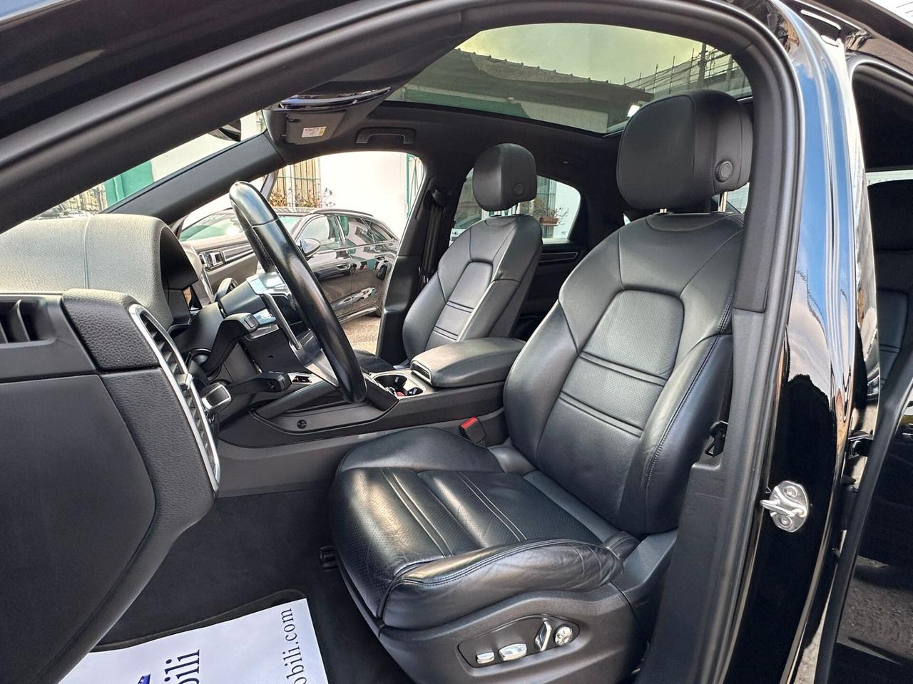 PORSCHE CAYENNE COUPE 3.0 V6 340CV IVA UNIPRO BOOK SERVICE