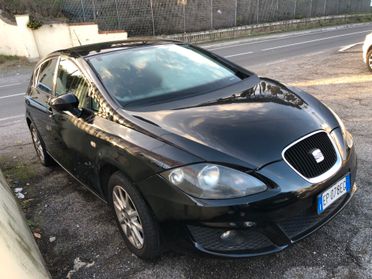 Seat Leon 1.6 TDI Style 5 porte, navigatore