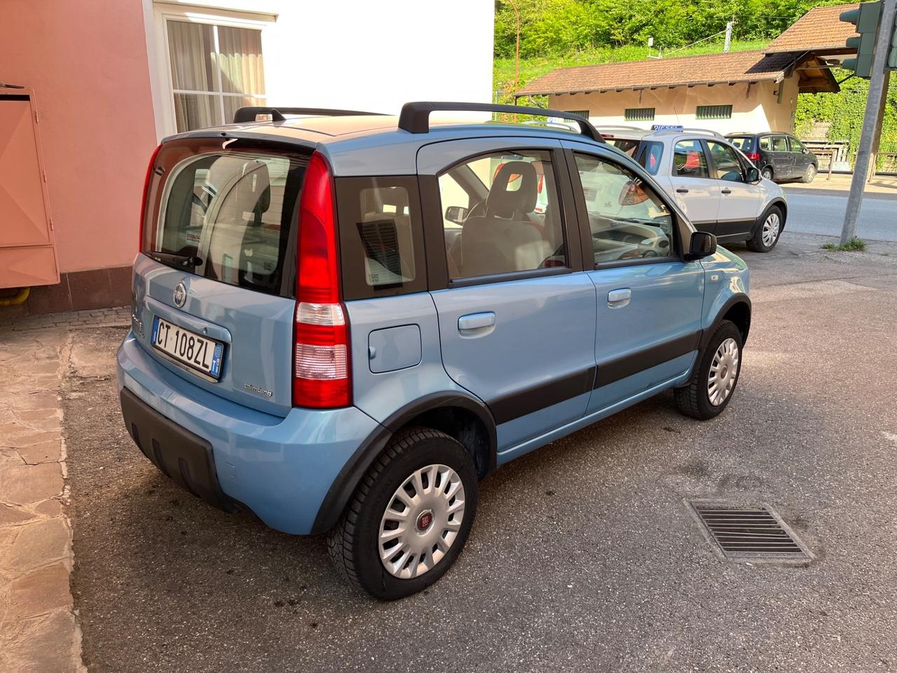 Fiat Panda 1.2 benzina- 4x4- 5 posti