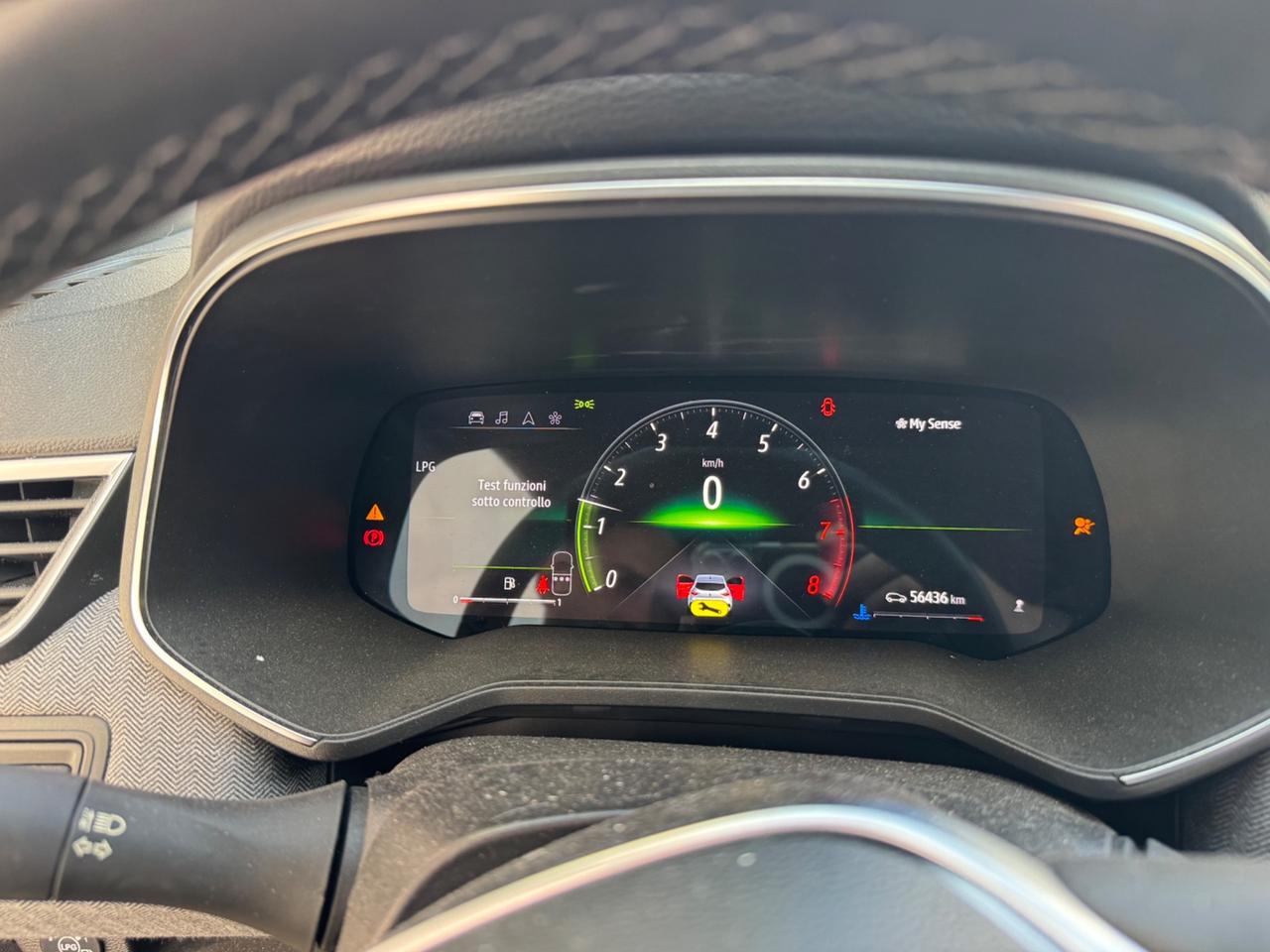 Renault Clio GPL 2024 incidentata sinistrata