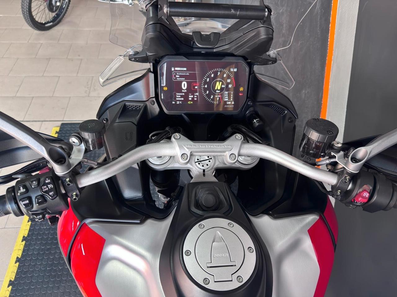 Ducati Multistrada V4 RALLY TRAVEL & RADAR