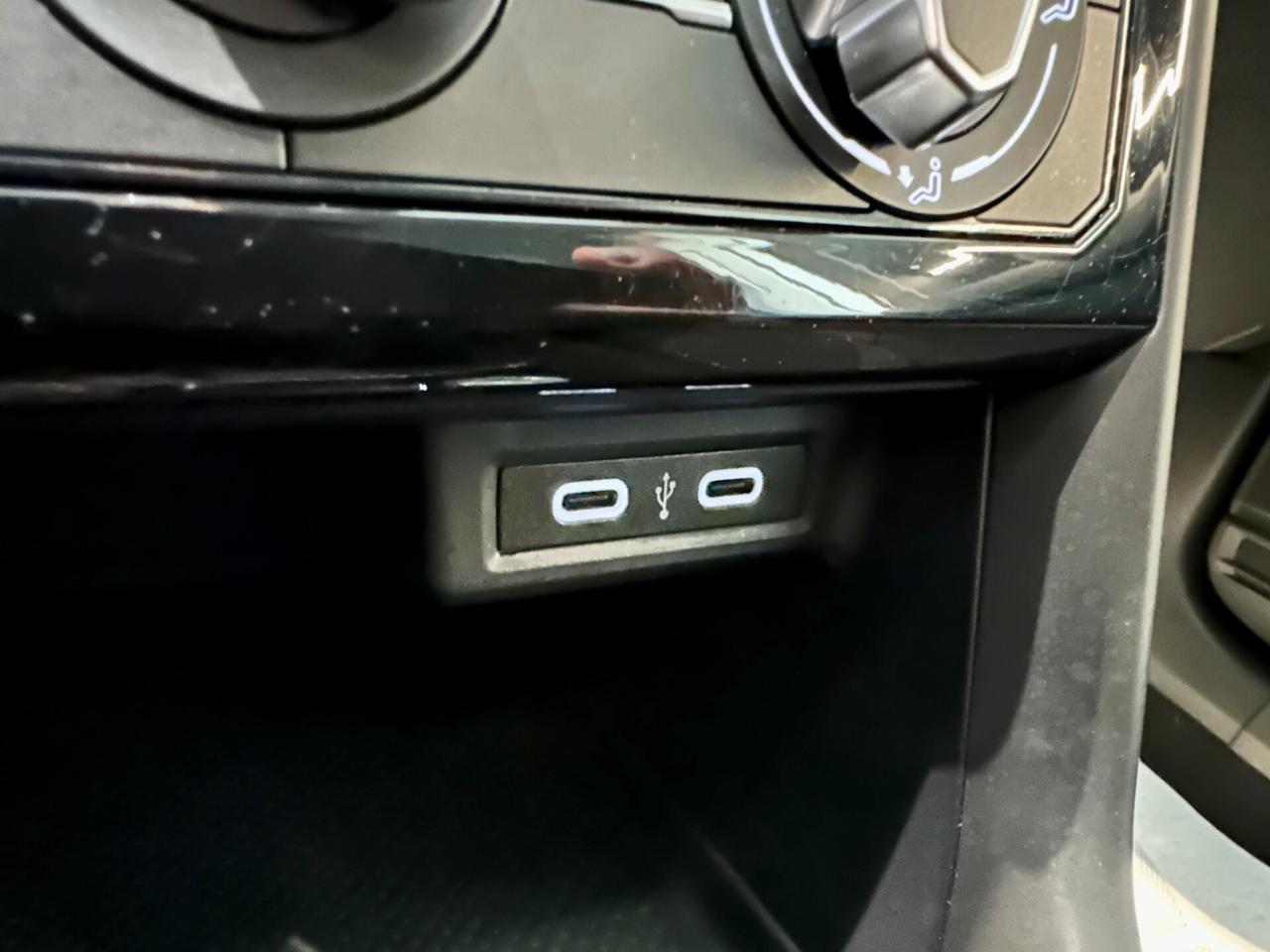 Volkswagen T-Cross 1.0 TSI Style