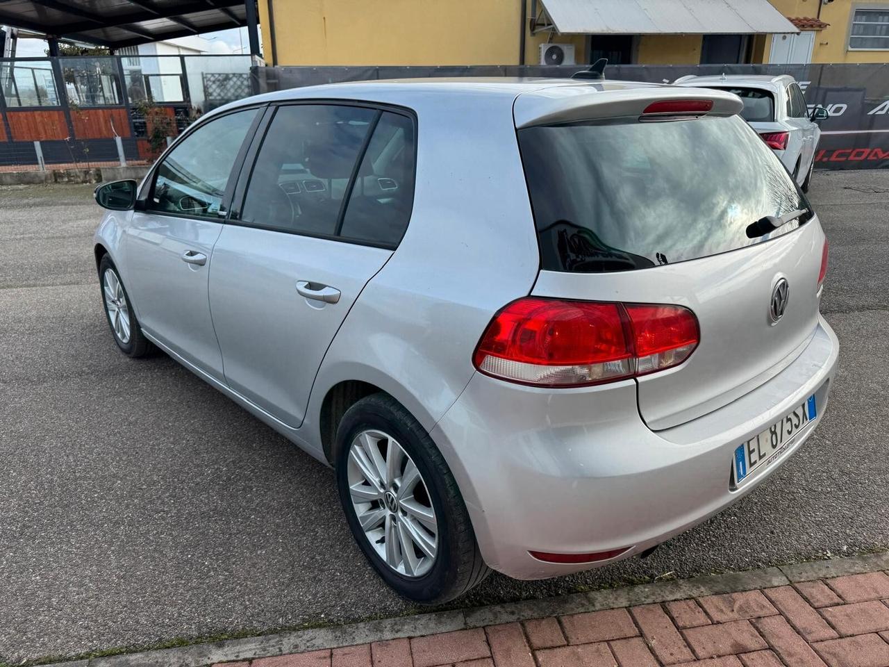 Volkswagen Golf 1.6 TDI DPF 5p. Highline