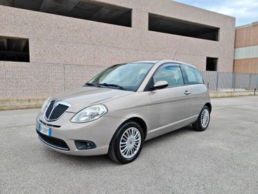 Lancia Ypsilon 1.2 Oro