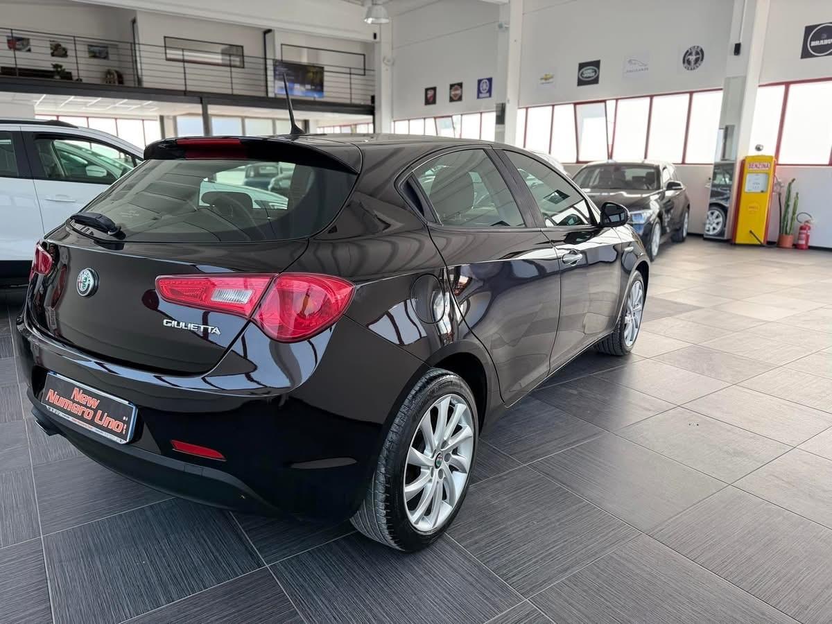 Alfa Romeo Giulietta 1.6 Mjt 120cv Distinctive 2017