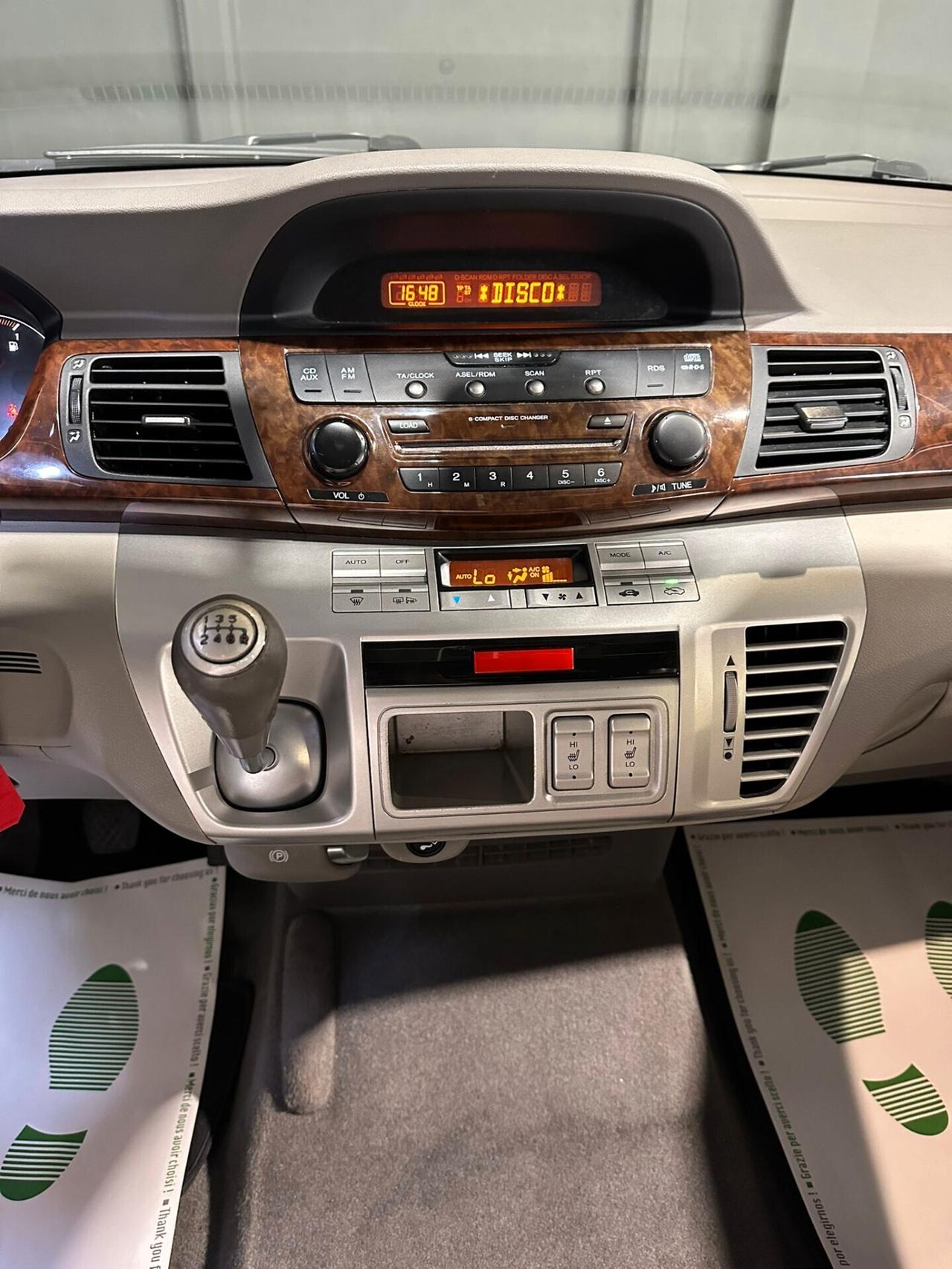 Honda FR-V 2.2 16V i-CTDi Executive