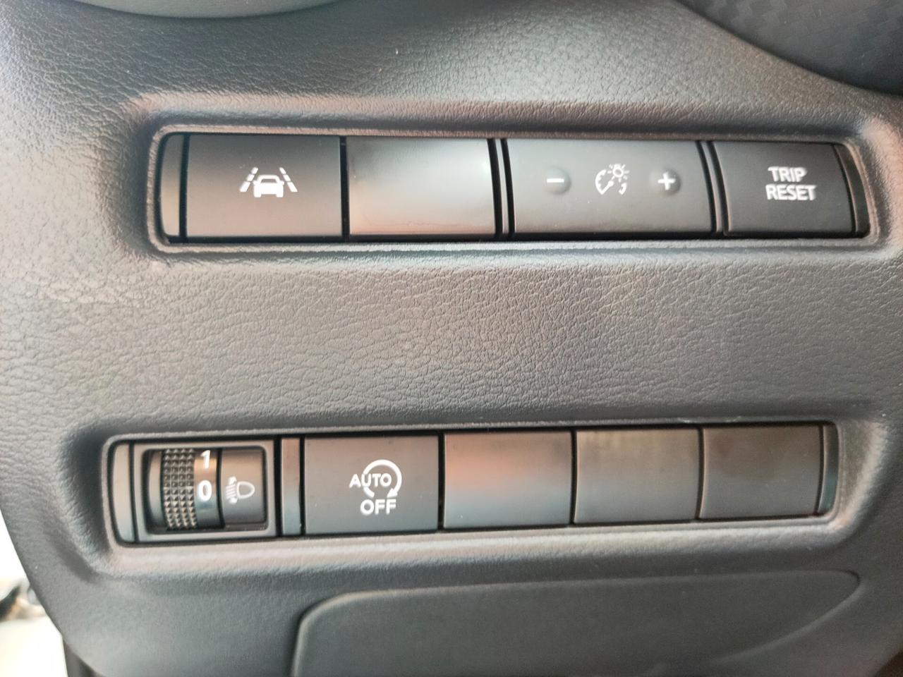 Nissan Juke 1.0 DIG-T 117 CV N-Connecta