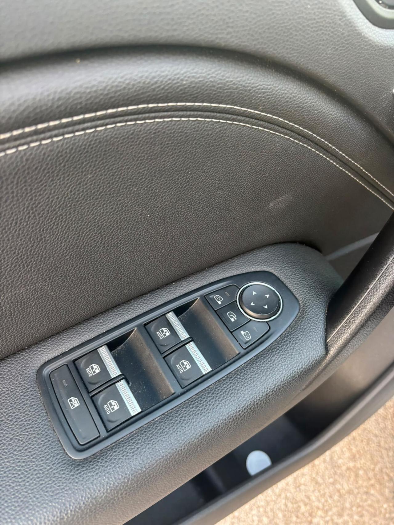 Renault Captur TCe 100 CV GPL Techno