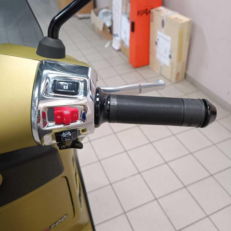 Vespa GTS 300 Super Sport - 2024