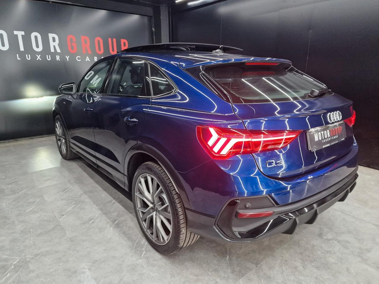 Audi Q3 SPB 35 TDI S tronic line edition 2.0 150CV tetto apribile