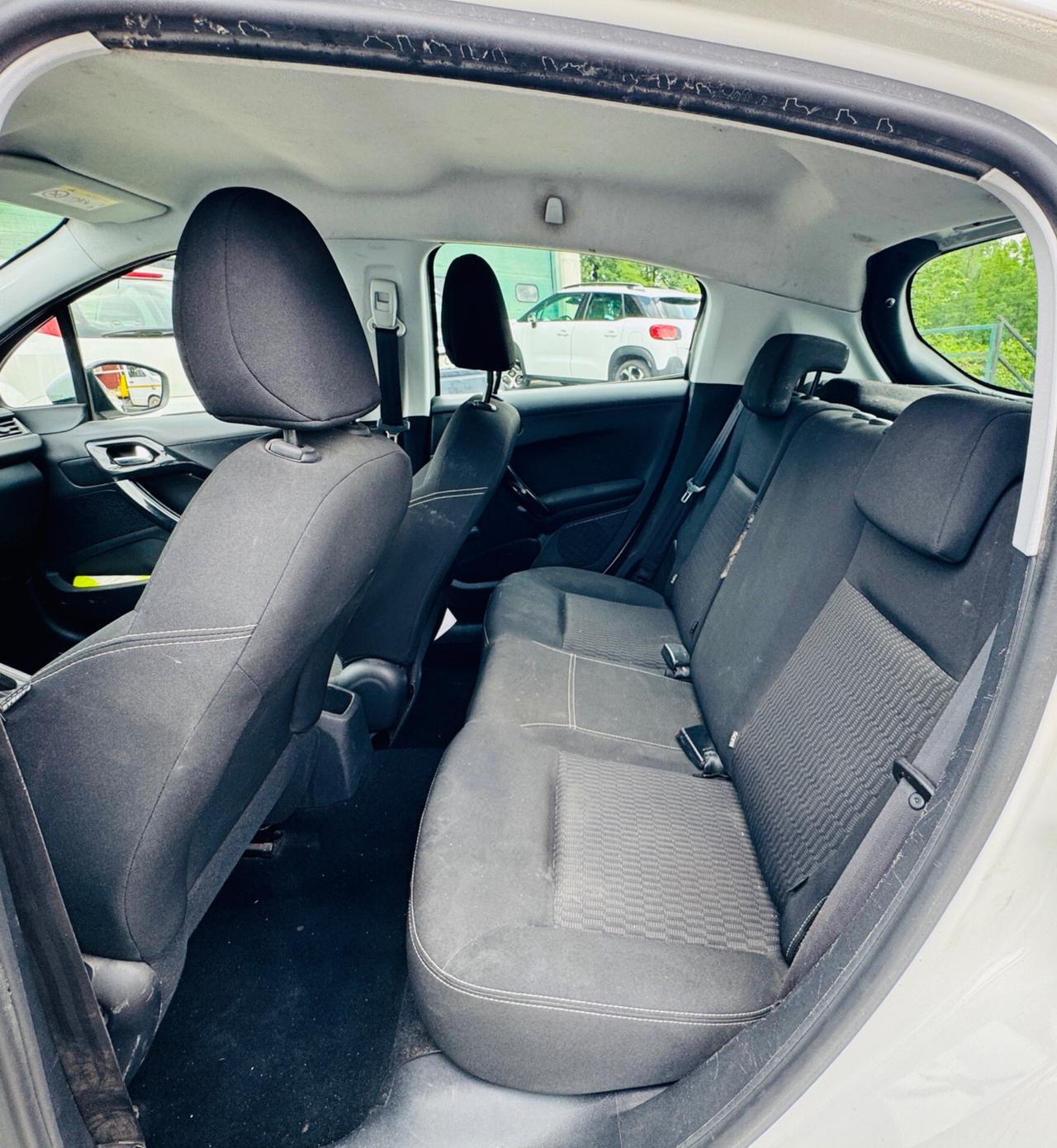 Peugeot 208 BlueHDi 75 5 porte N1 Autocarro
