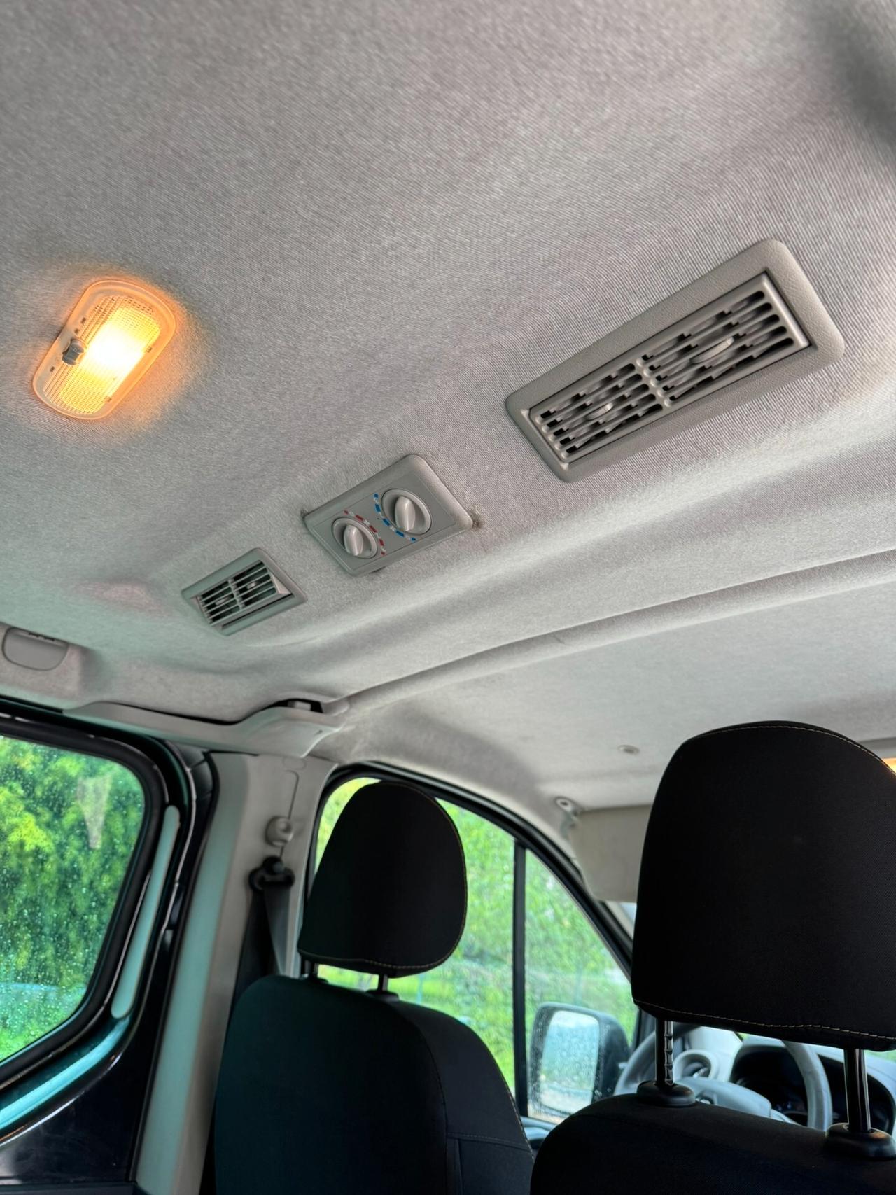 Renault Trafic 9 posti 1.6 dCi 125CV L2 gancio traino