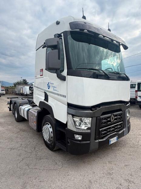Motrice Renault Premium 460