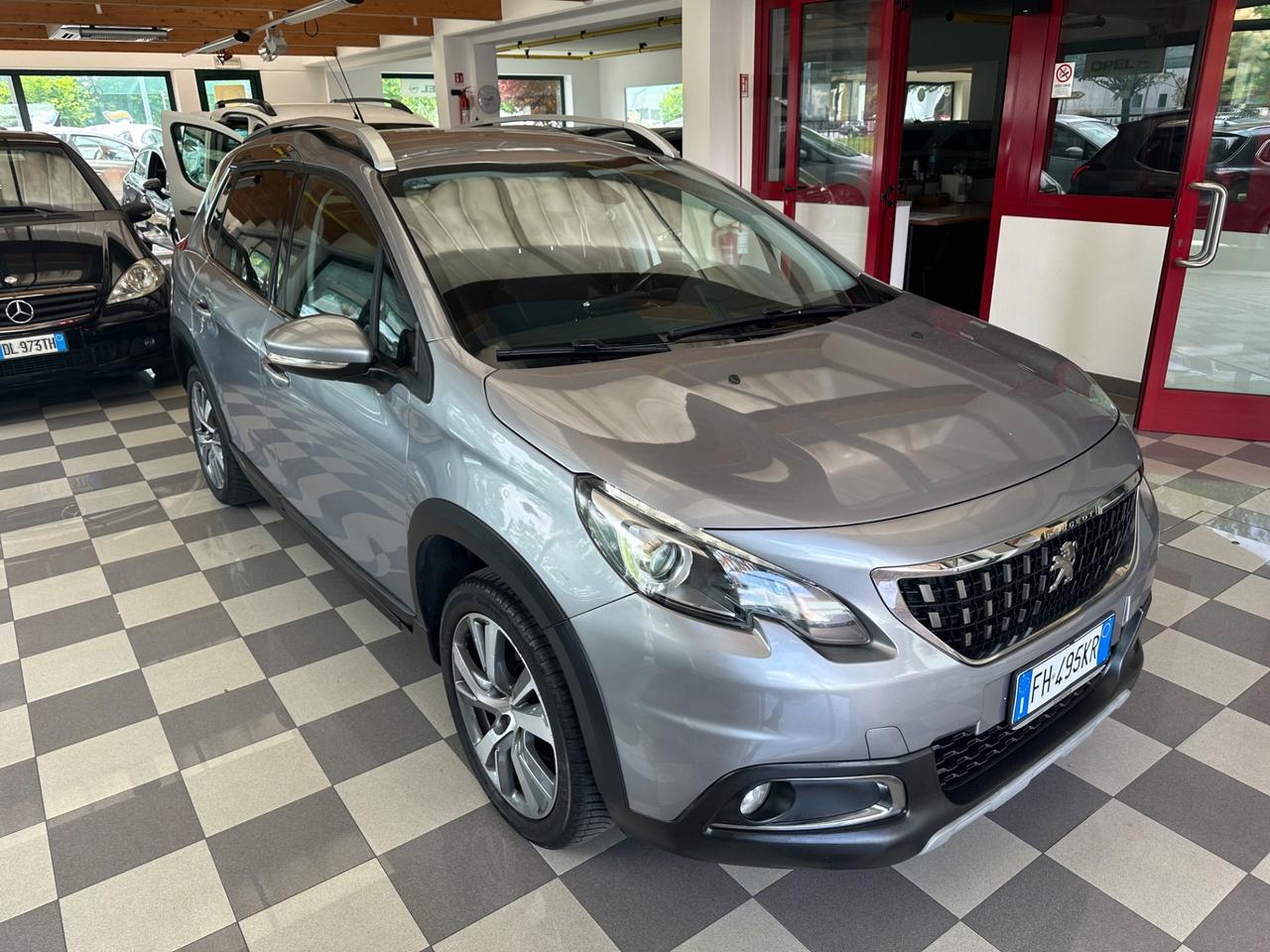Peugeot 2008 BlueHDi 120 S&S Allure
