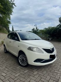 Lancia Ypsilon 1.2 Benzina 69Cv *PLATINUM* 2012