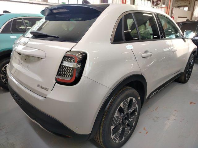 FIAT 600 Hybrid 110 CV DCT MHEV La Prima km0