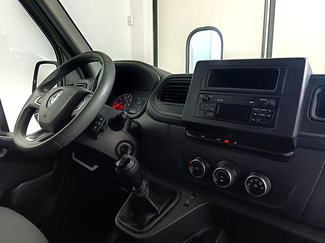RENAULT MASTER 2.3 SOLO 48000KM