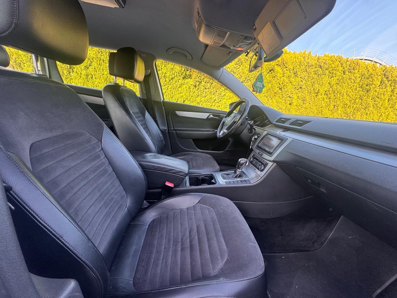 Volkswagen Passat 2.0 TDI DSG Highline BlueM. Tech.