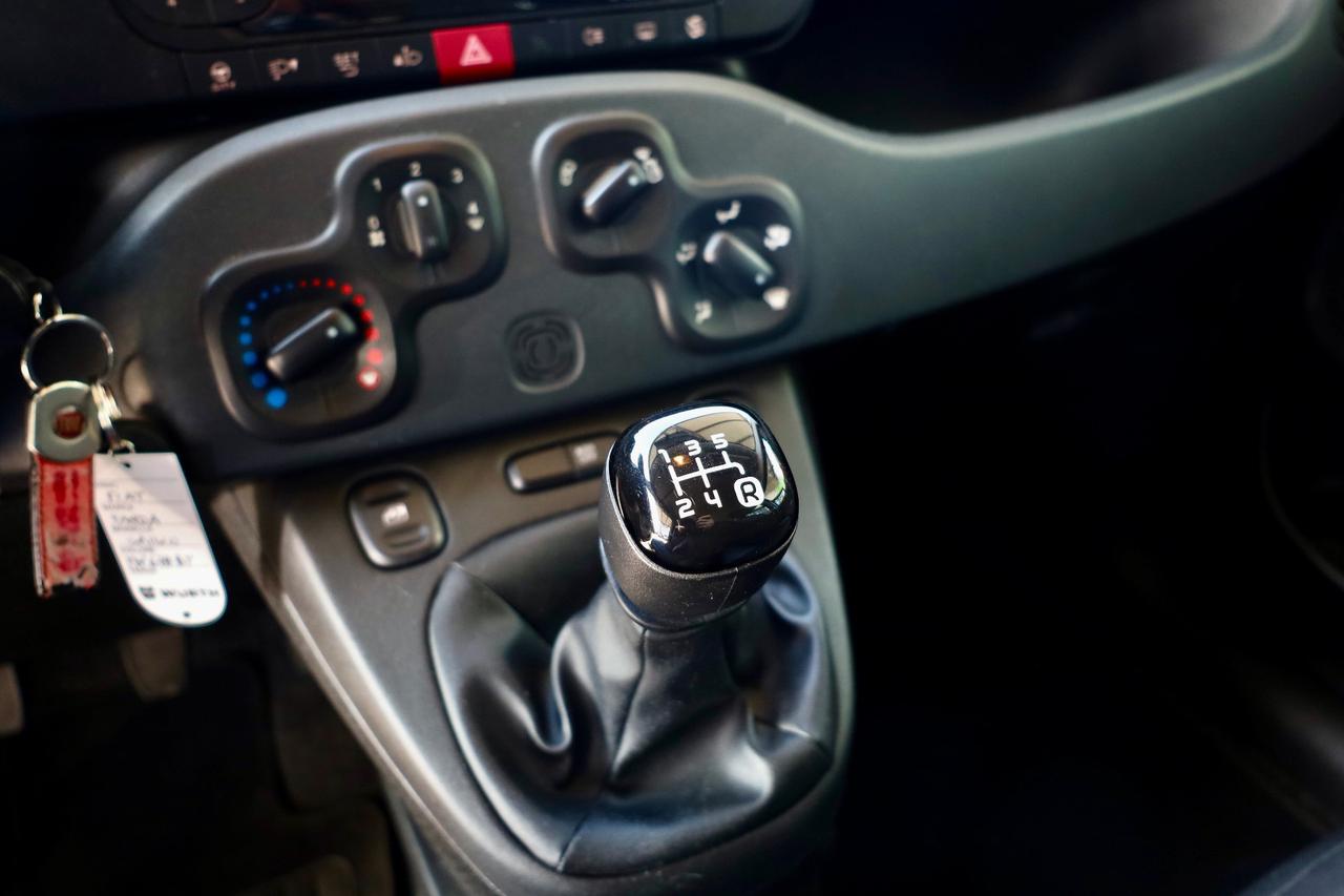 FIAT PANDA 1.2 EASY neopatentati