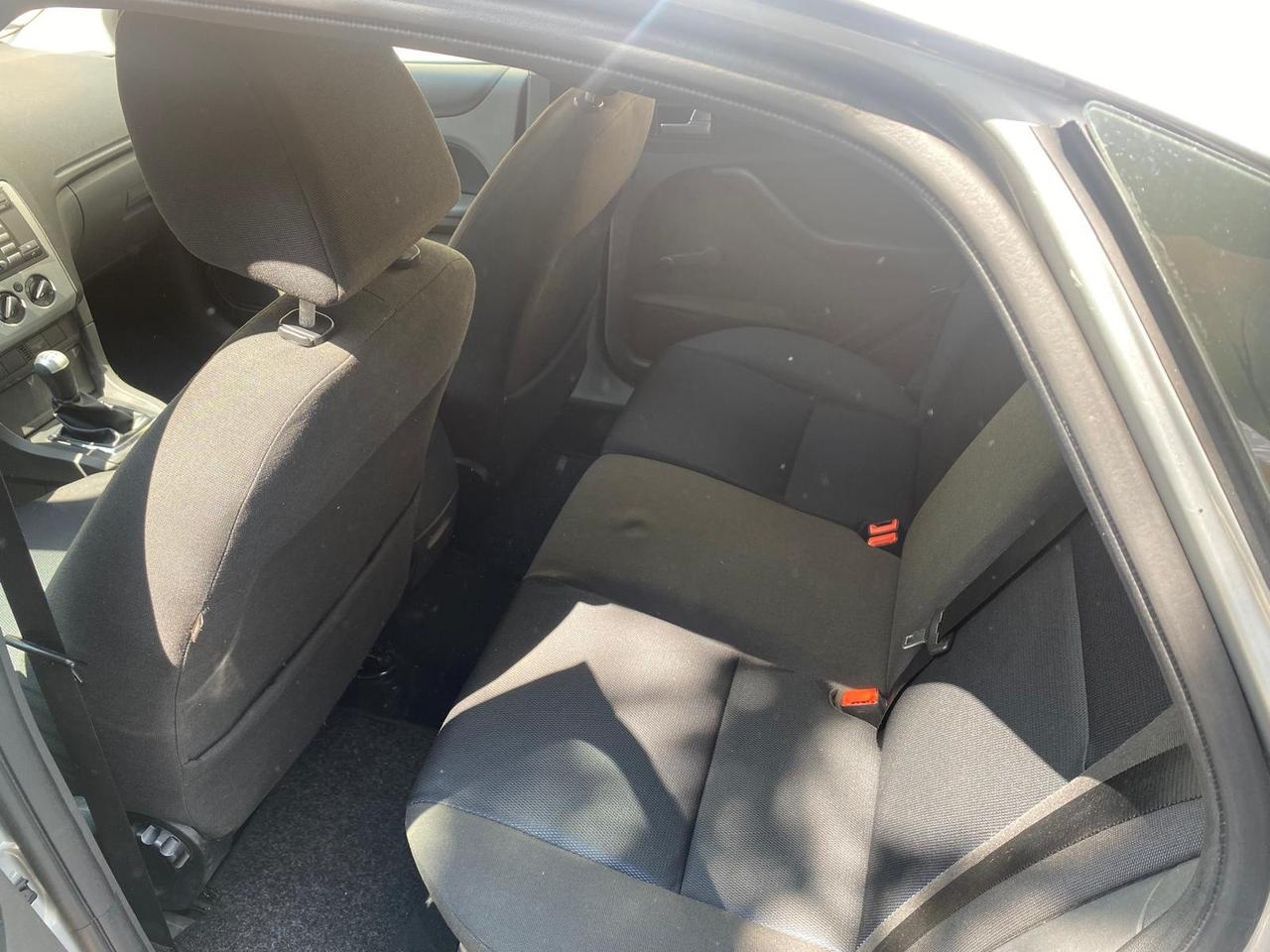 FORD FOCUS 1.6 TDCI BERLINA MOLTO BELLA GUARDA