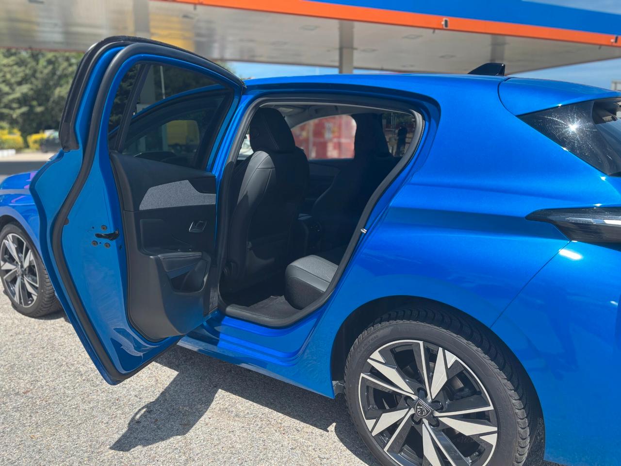 Peugeot 308 BlueHDi 130 S&S Allure