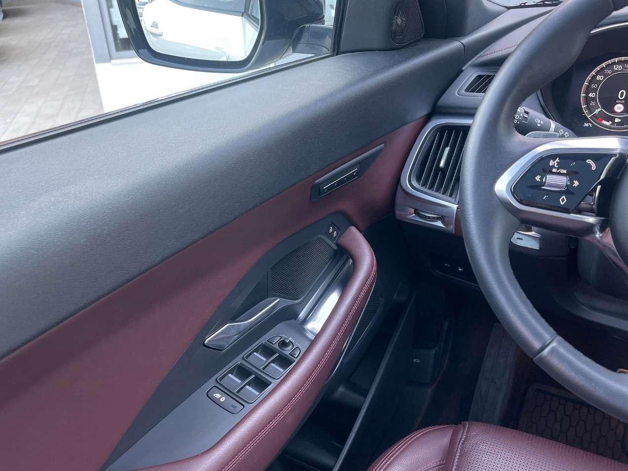 Jaguar E-Pace 1.5 i3 PHEV R-Dynamic SE AWD 309CV