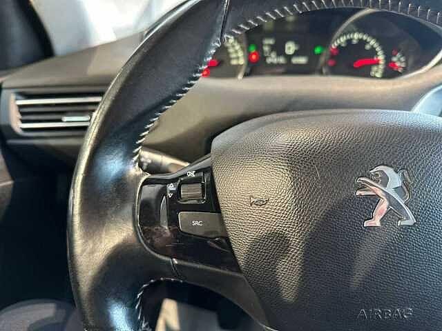 Peugeot 308 BlueHDi 100 S&S Active