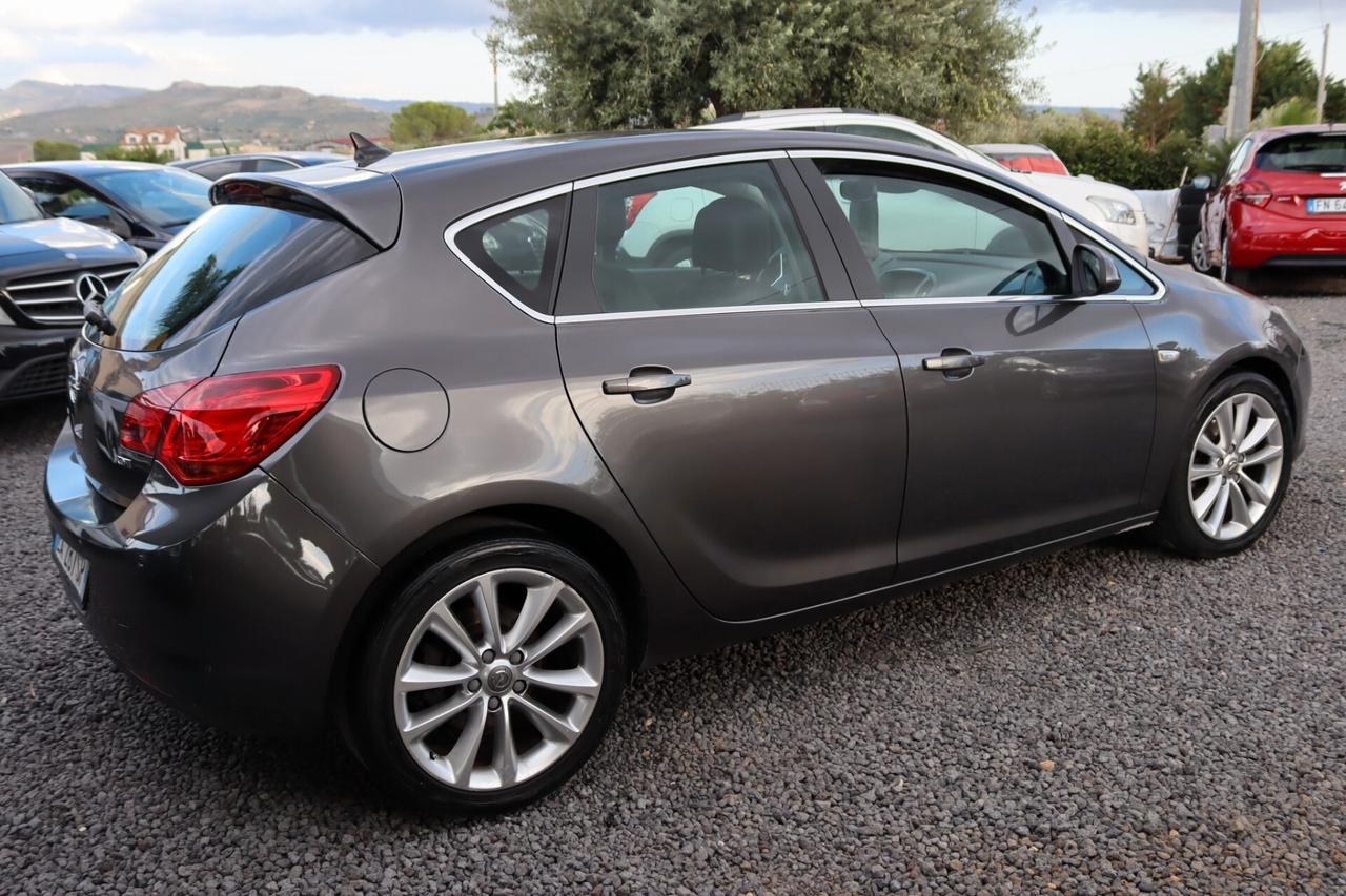 Opel Astra 1.7 CDTI 110CV 5 porte Cosmo