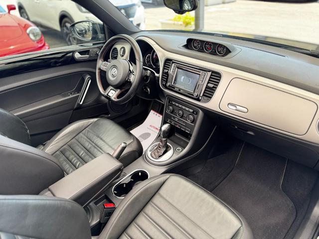 VOLKSWAGEN Maggiolino Cabrio 2.0 TDI DSG R-Line