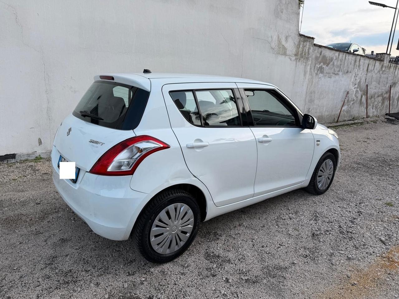 Suzuki Swift 1.3 DDiS 5 porte B-Cool Bi-Color-2014