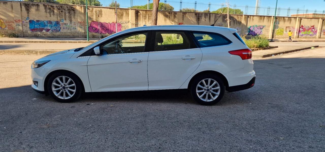 Ford Focus 1.5 TDCi 120 CV Start&Stop Powershift SW Titanium