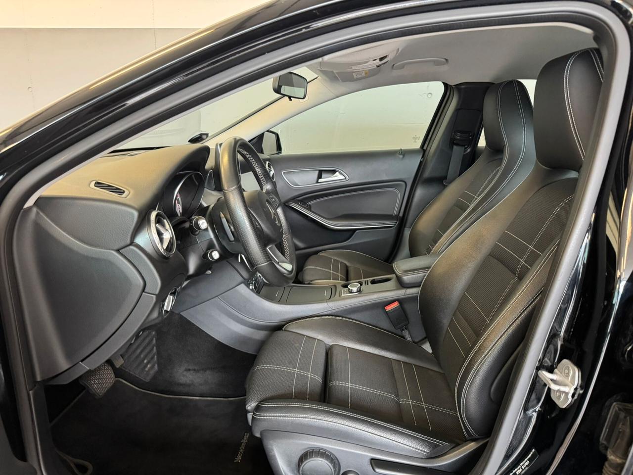 Mercedes-benz GLA 220 d Automatic 4Matic Urban