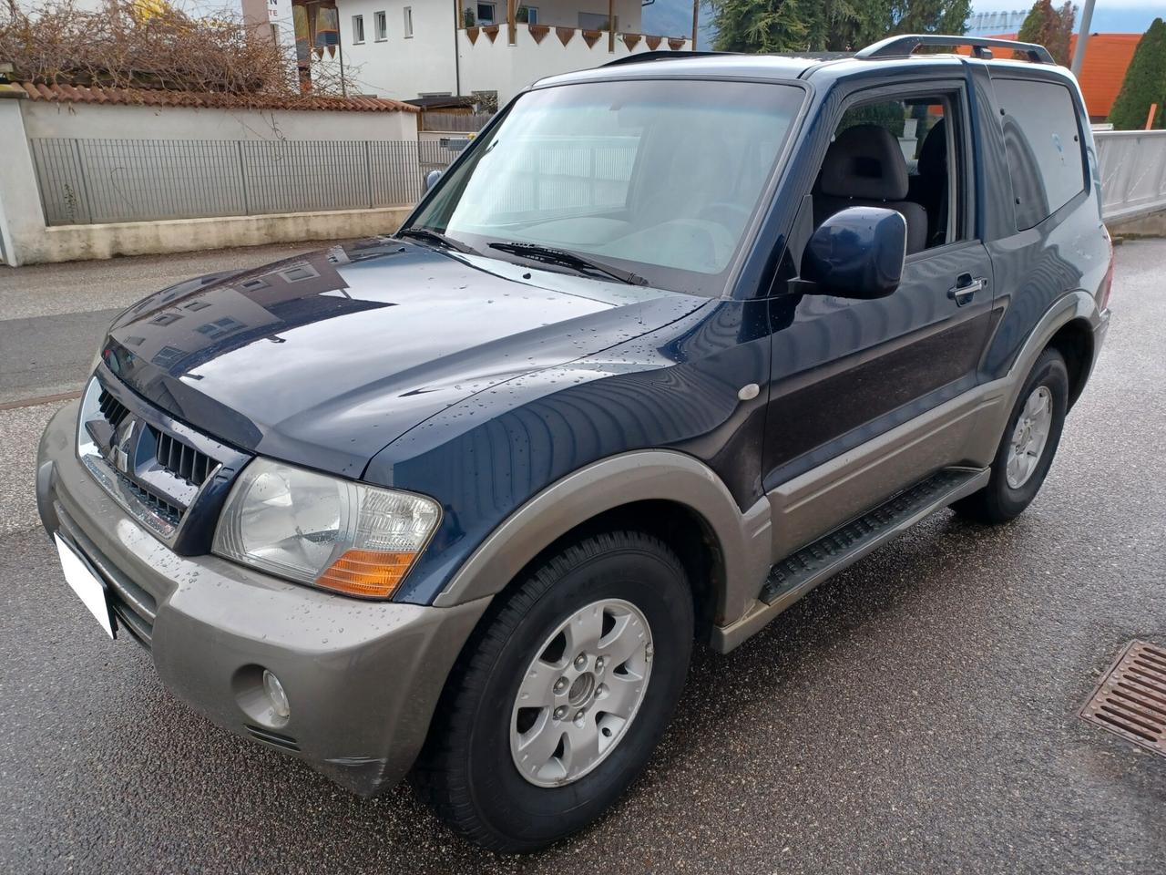 Mitsubishi Pajero 2.5 TDI 3p. Instyle