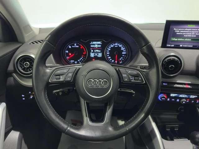 Audi Q2 30 TDI S tronic Identity Black