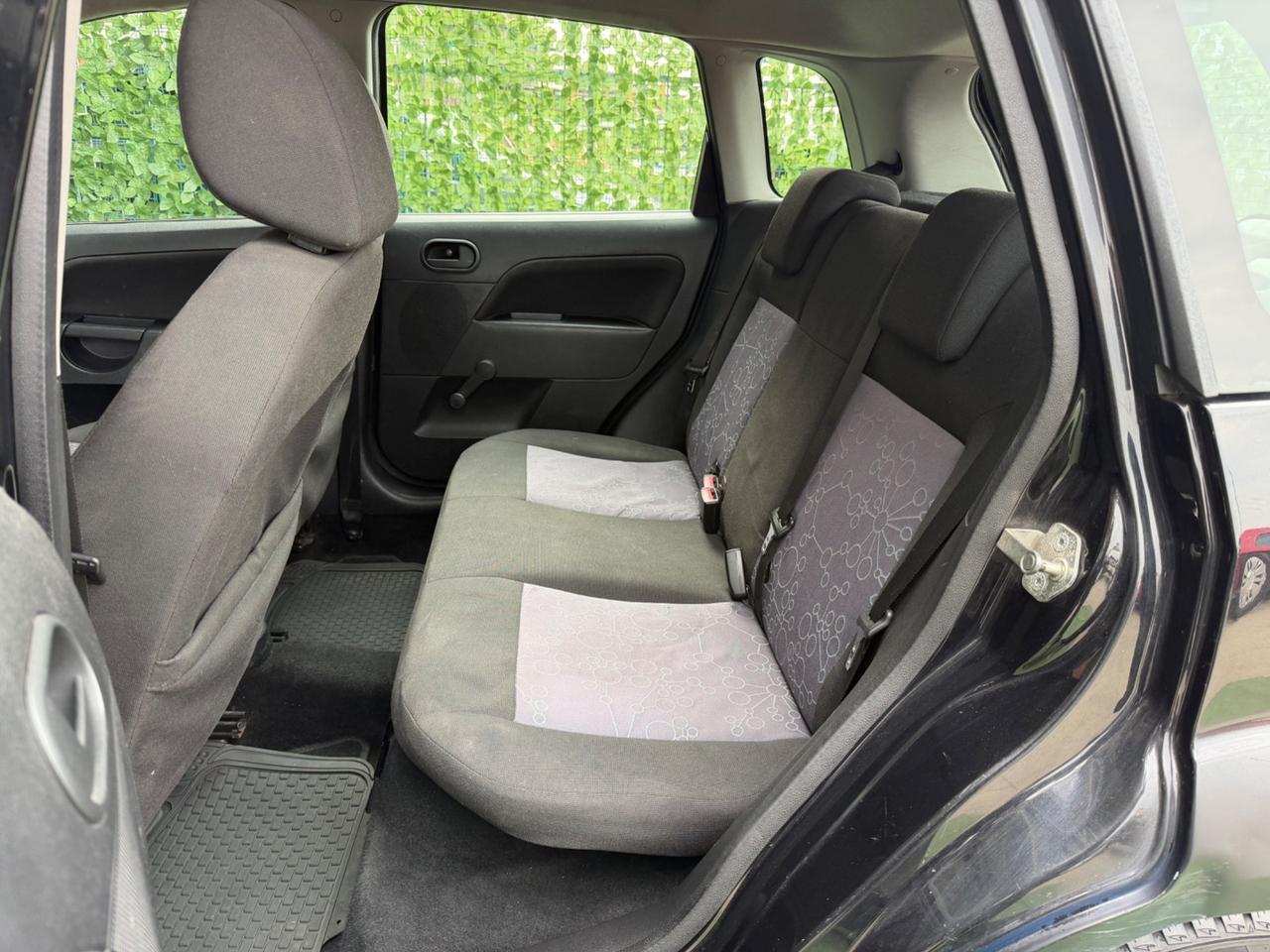 Ford Fiesta 1.2 16V 3p. Ghia