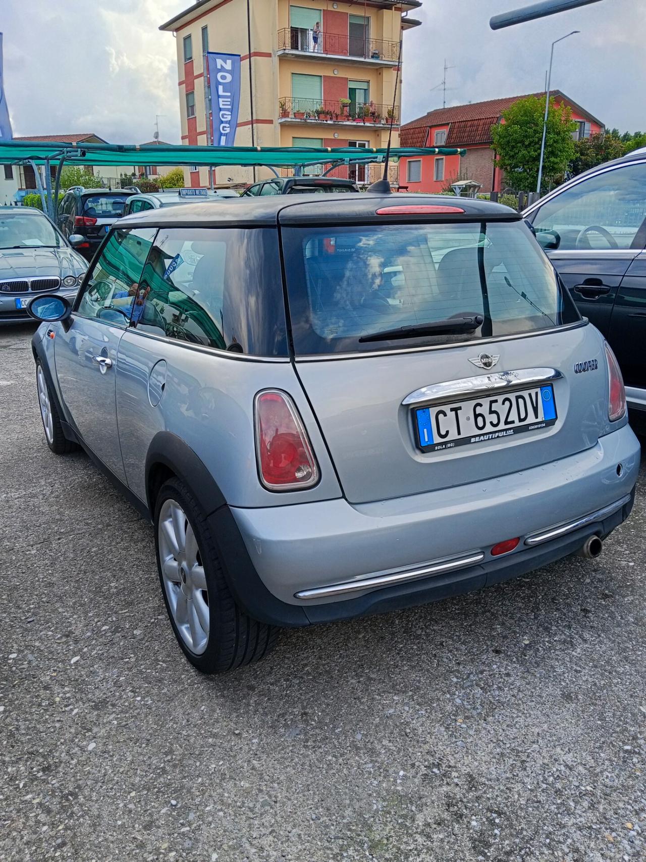 Mini 1.6 16V Cooper
