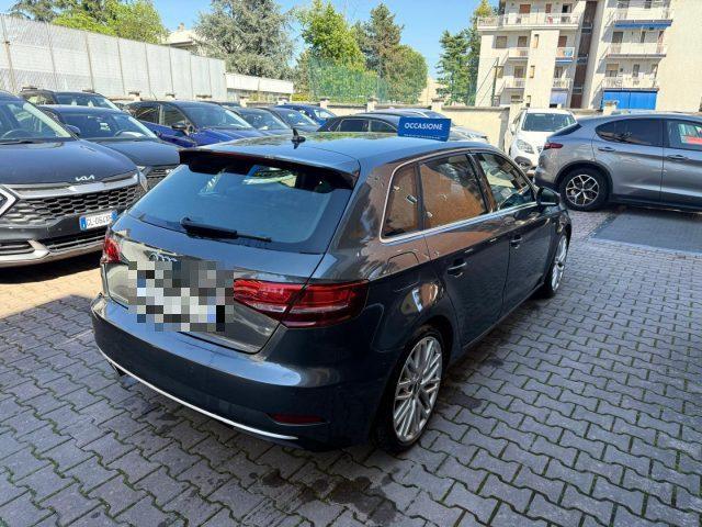 AUDI A3 SPB 2.0 TDI S tronic S-LINE