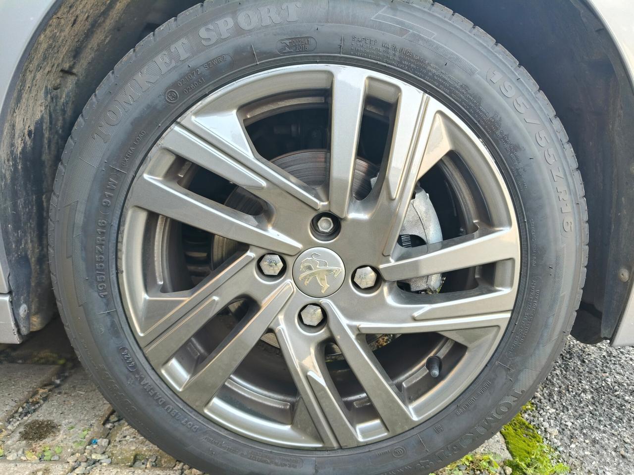 Peugeot 208 PureTech 75 Stop&Start 5 porte Allure Pack