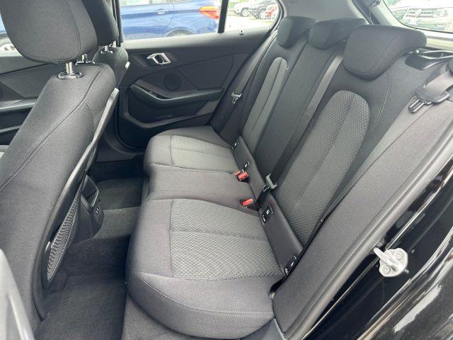 BMW 116 d 5p. Business Advantage